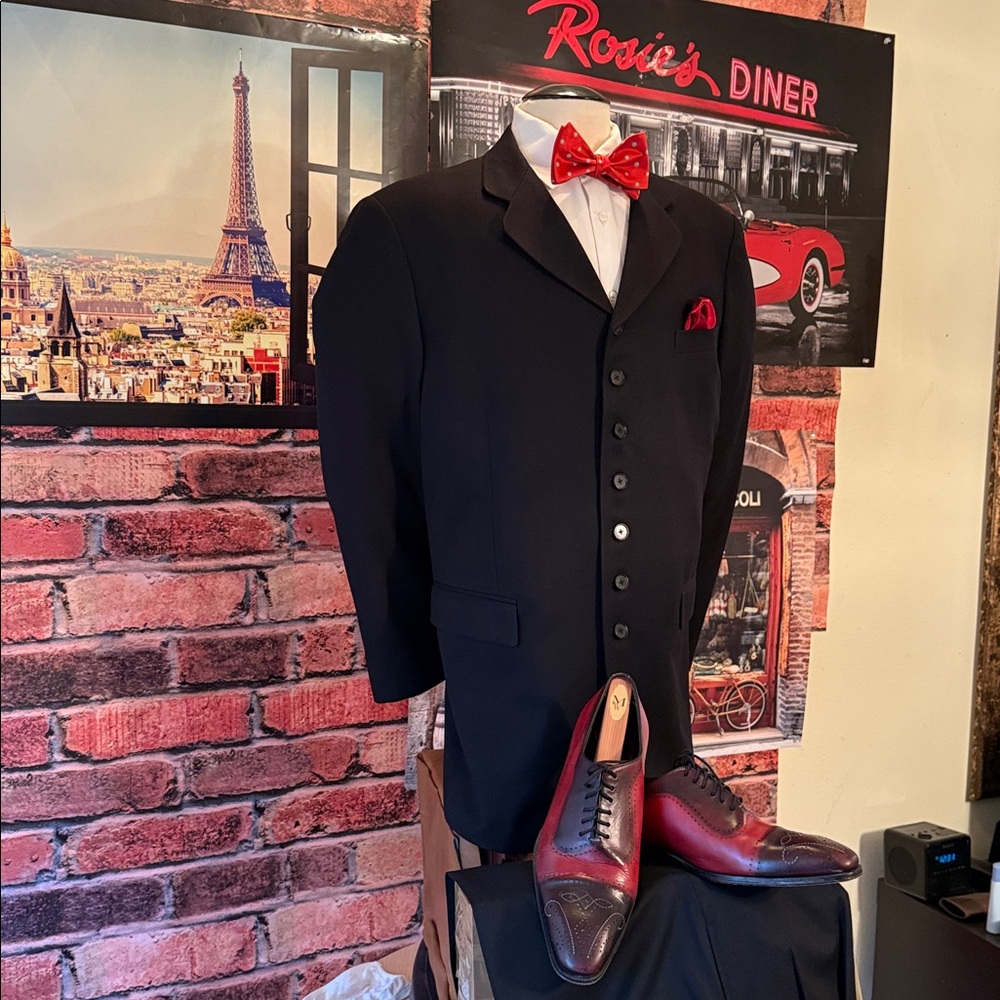 Customique Black Tailored Jacket - Picture 10 of 17